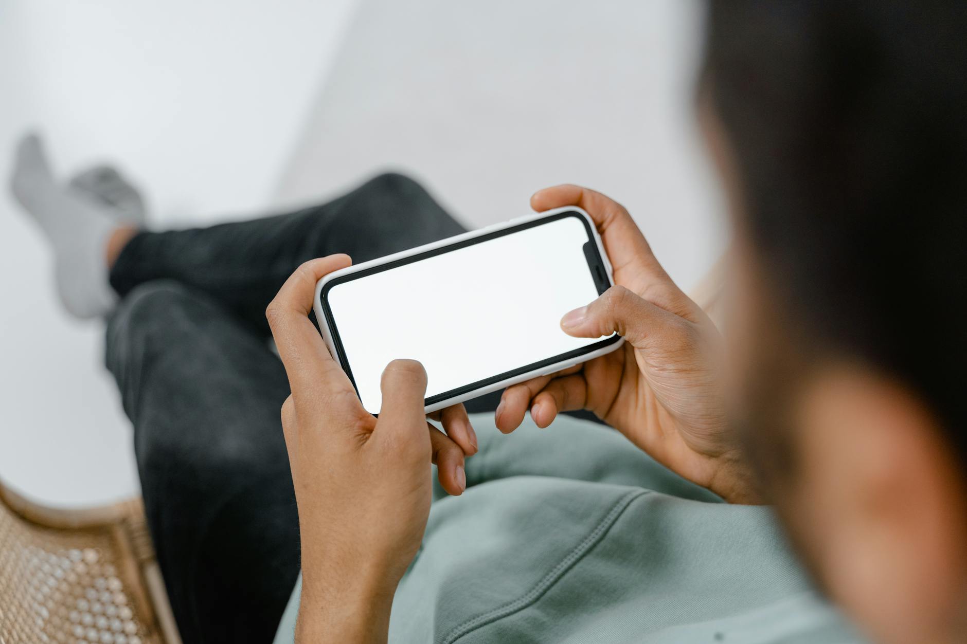 Digital Minimalism: Apps That Help You Use Your Phone Less (2026)